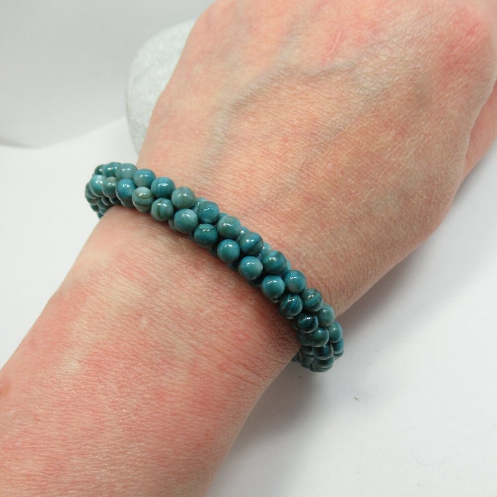 Shell bead bracelet - Picture 9 of 12
